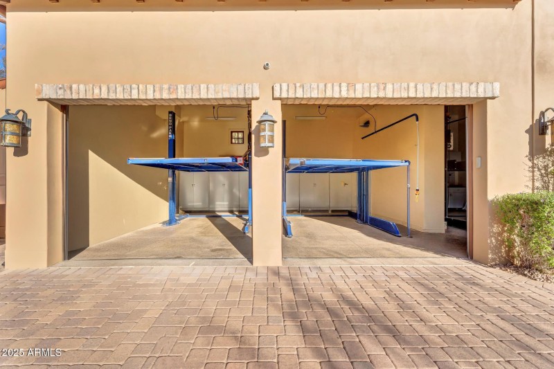 4 Car Garage