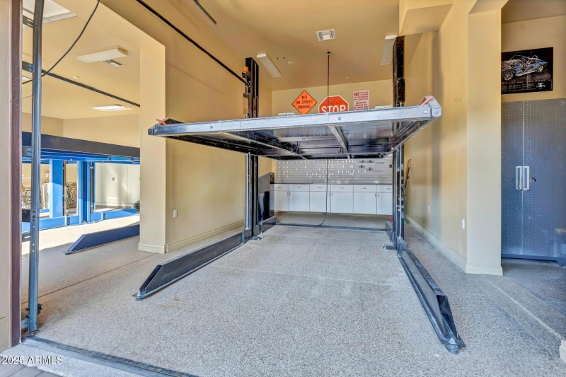 2 Car Garage
