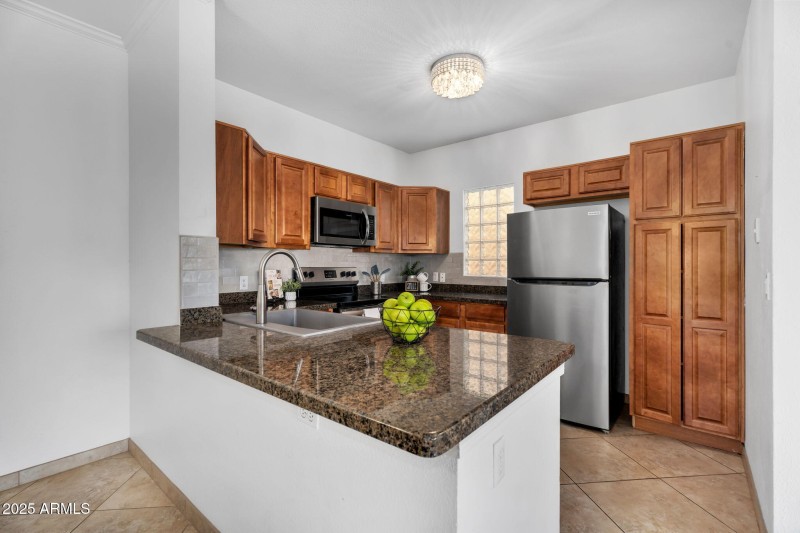 5-web-or-mls-Desert Foothills-04