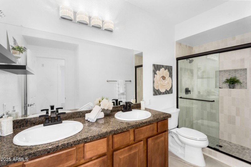 15-web-or-mls-Desert Foothills-14