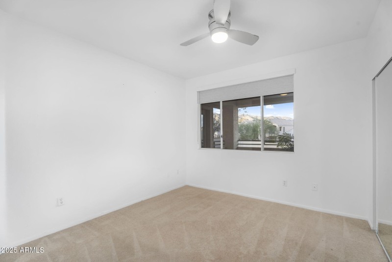 18-web-or-mls-Desert Foothills-17