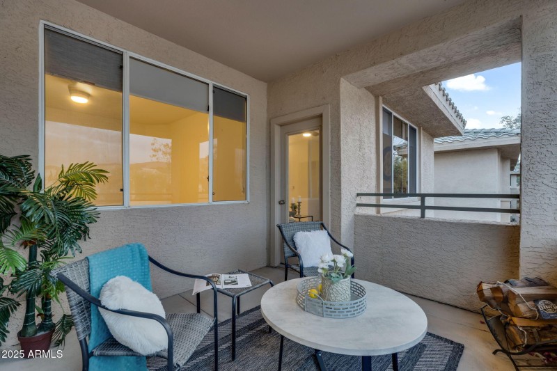 23-web-or-mls-Desert Foothills-22
