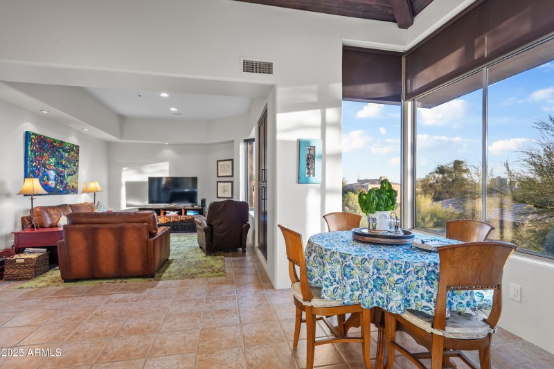 012_Kitchen to Family Room