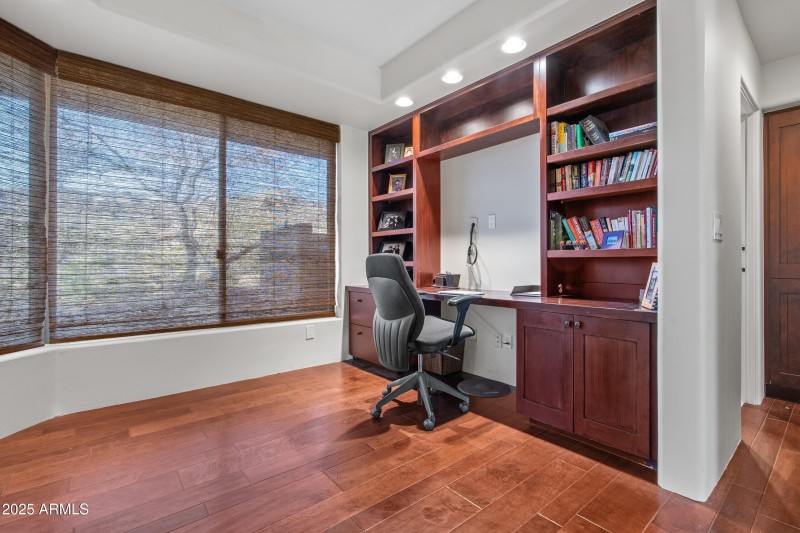 026_Office - Guest Suite 3