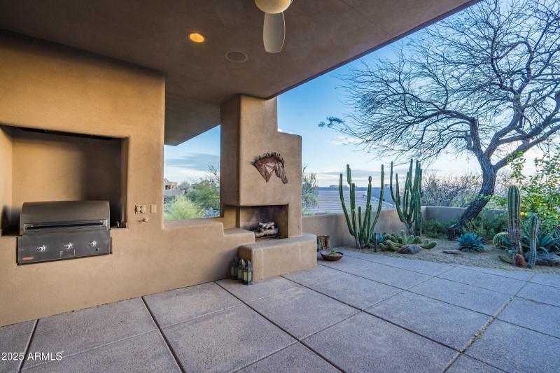 028_Outdoor Kitchen