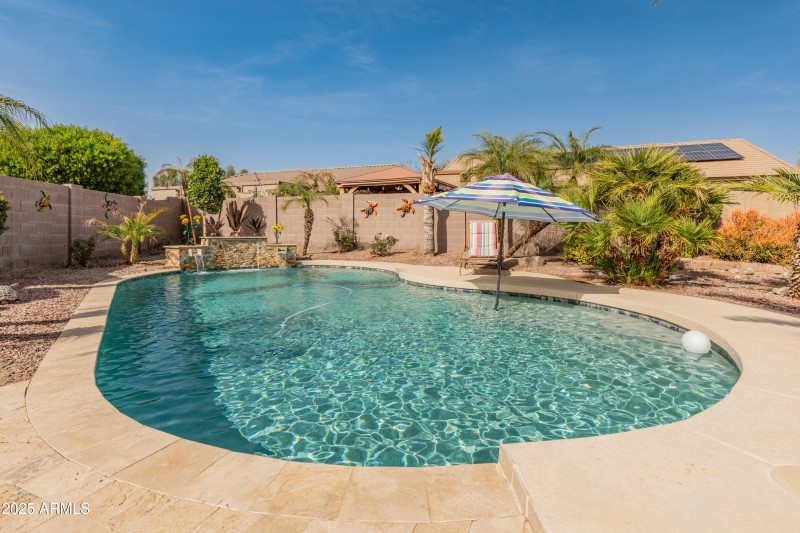 17470 W Gelding Dr-5