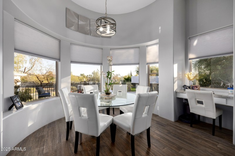 Breakfast Room