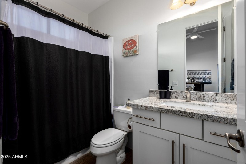 Guest Bath 2