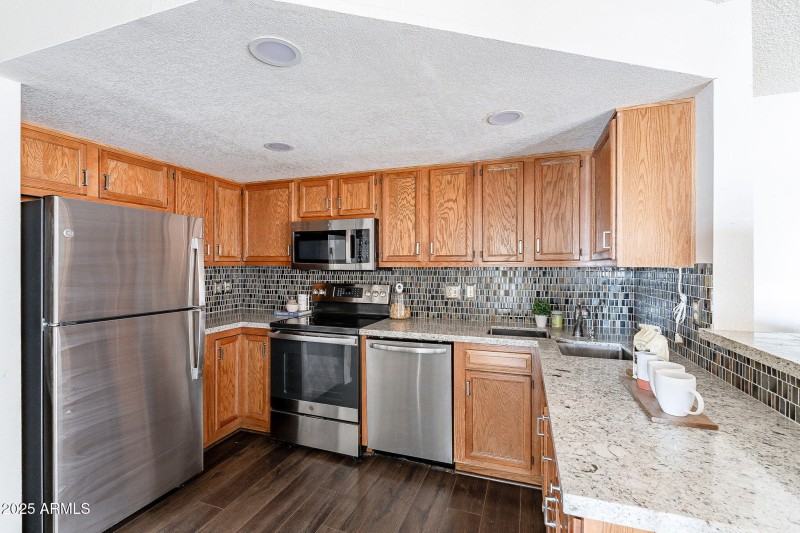 10-web-or-mls-31st-10