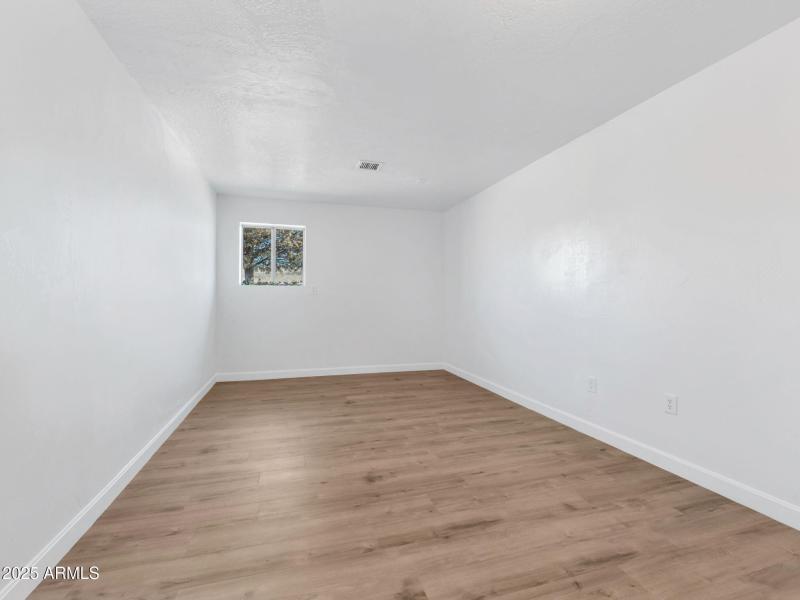 16-web-or-mls-TimberCreekImagery-14