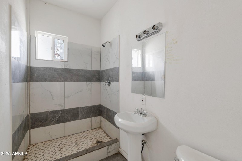 16-web-or-mls-Qp-6639