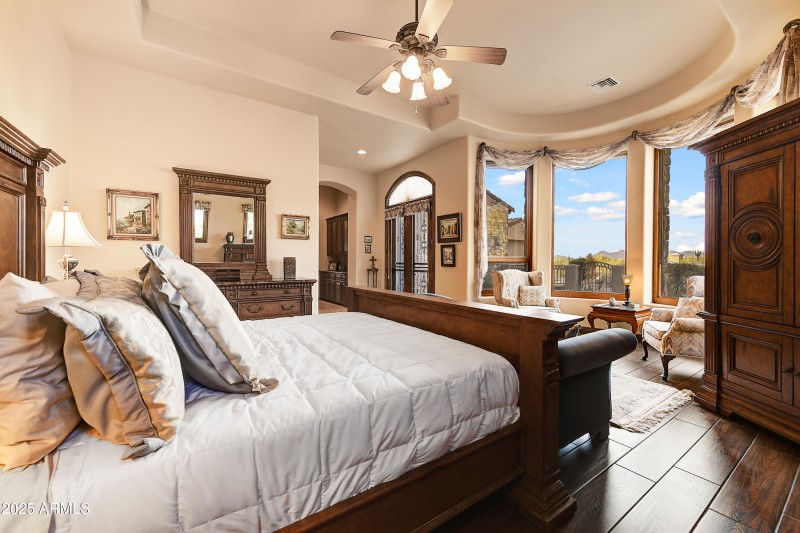 Primary Suite II