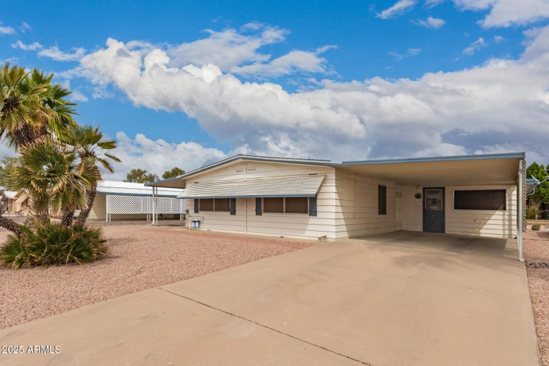 02 Carport