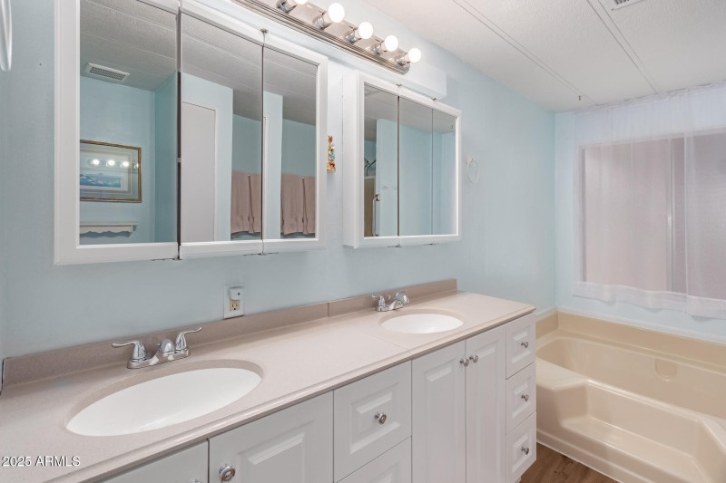 10 Primary Bathroom