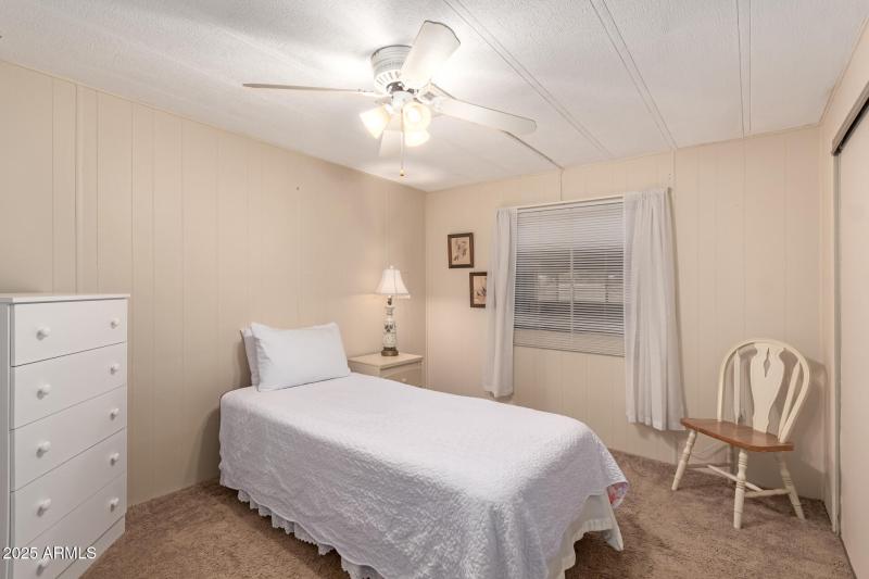 13 Guest Bedroom