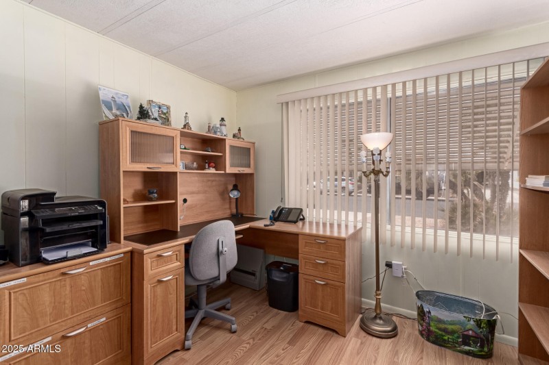 15 Office Area