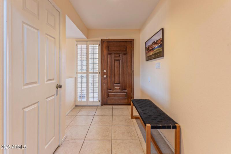 9403 Entry Foyer