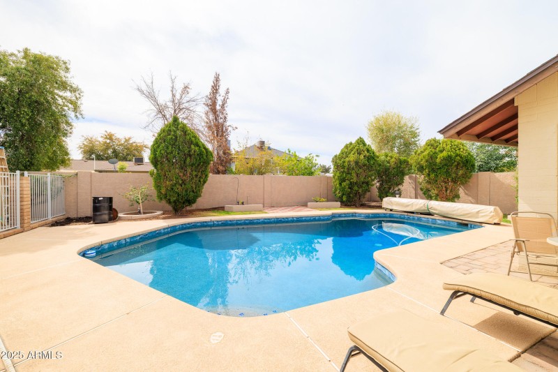 6409 W Riviera Dr-25