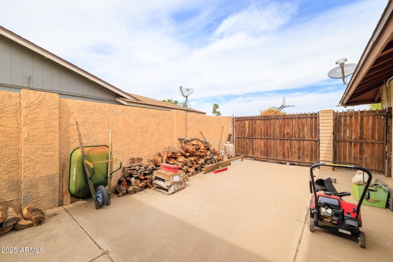 6409 W Riviera Dr-31
