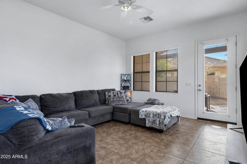 1473 W Flamingo Dr-17