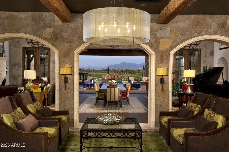 La Casa Clubhouse