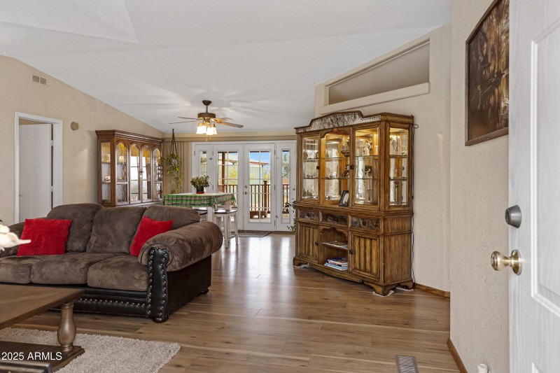 07-Living Room