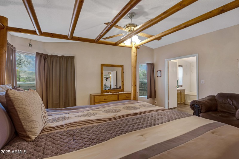 13-Master Bedroom