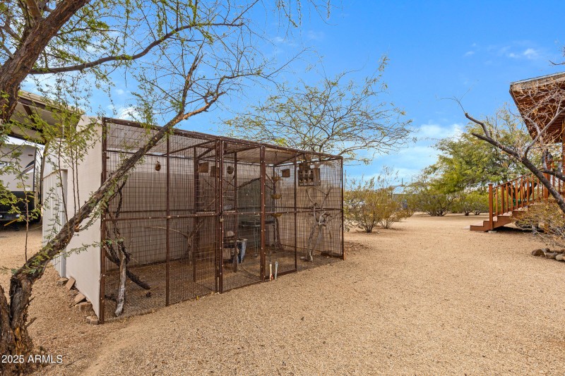 46-Bird Aviary