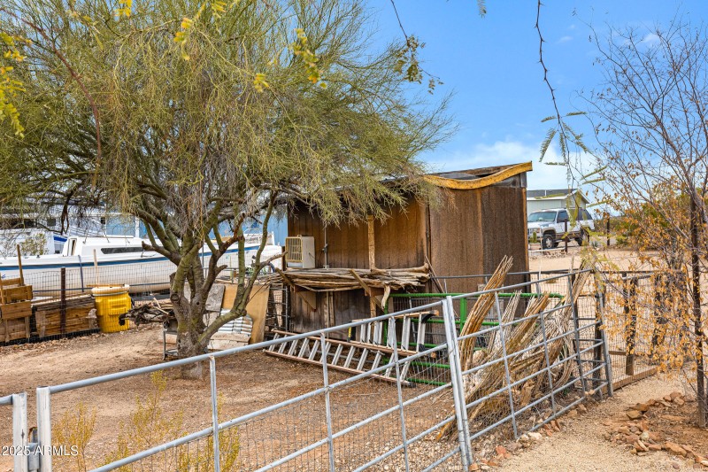 47-Corral