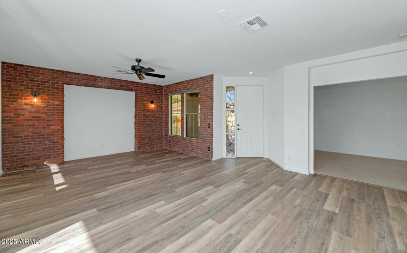 13587 W Cypress St-large-008-052-13587 W