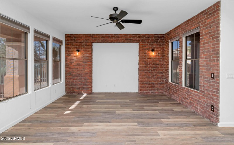 13587 W Cypress St-large-011-044-13587 W