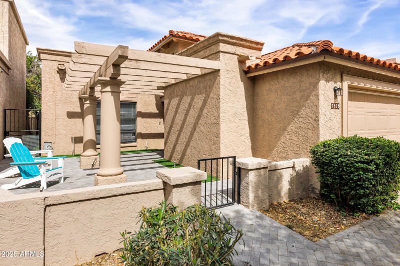 7818 E Cactus Wren Rd-4