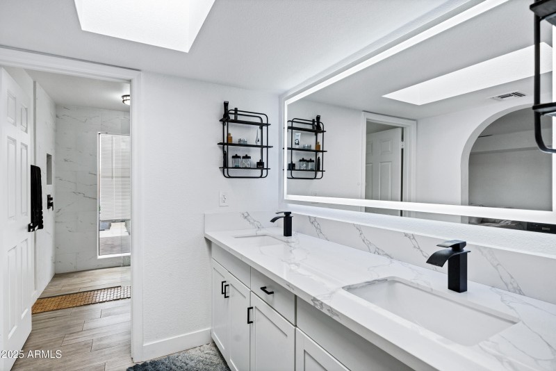 7818 E Cactus Wren Rd-24