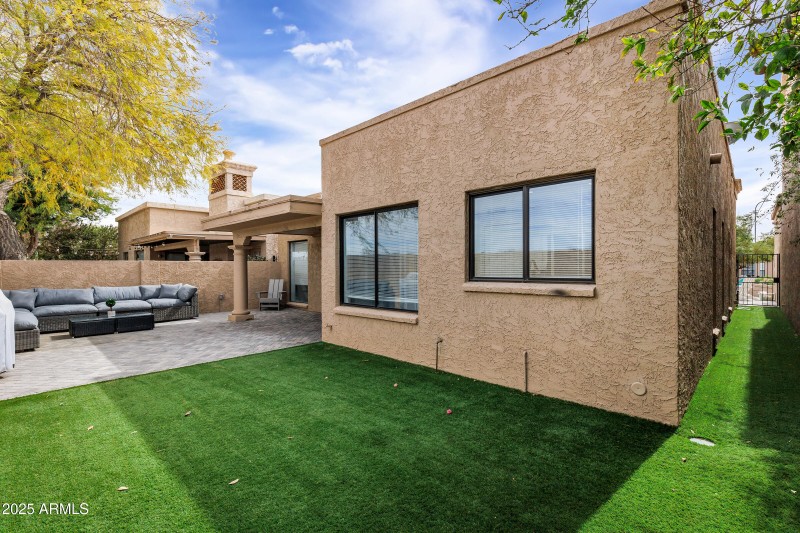 7818 E Cactus Wren Rd-30