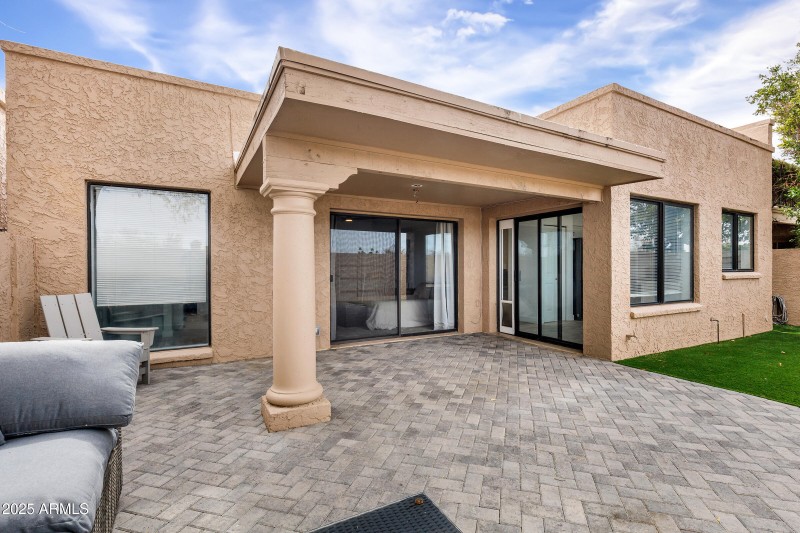7818 E Cactus Wren Rd-31
