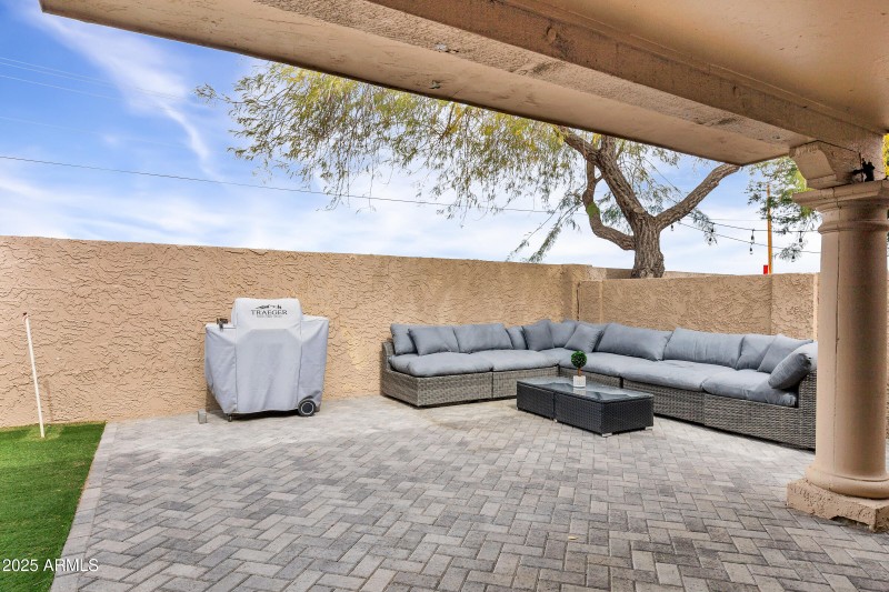 7818 E Cactus Wren Rd-33