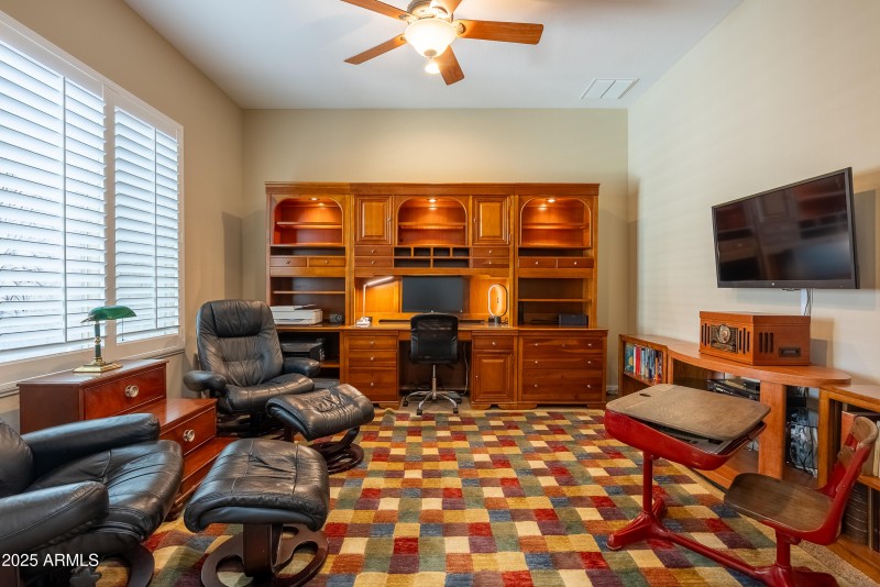 Office / Den