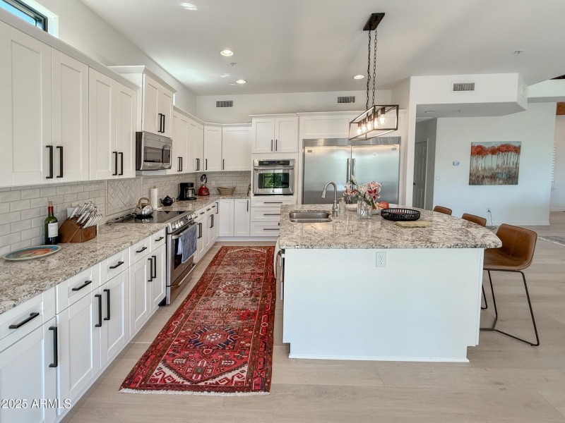06 - Kitchen 2