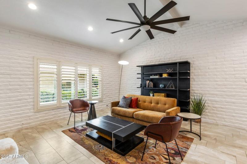 21-web-or-mls-IMG_7038