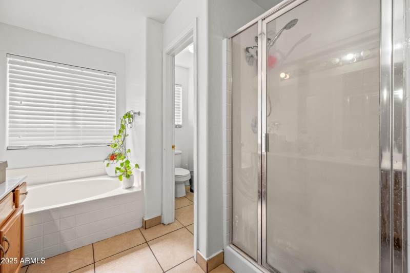 6922 S 26th Ln Phoenix AZ 85041-25