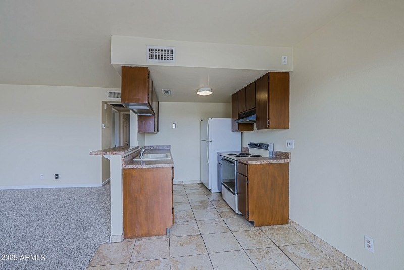 Kitchen 3