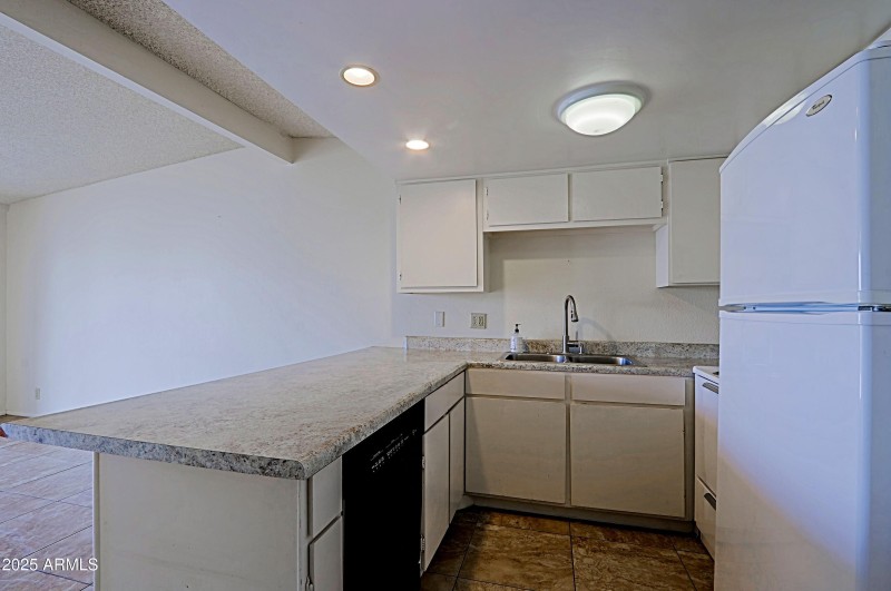 Kitchen 3