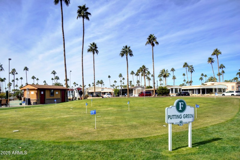 20 - Putting Green