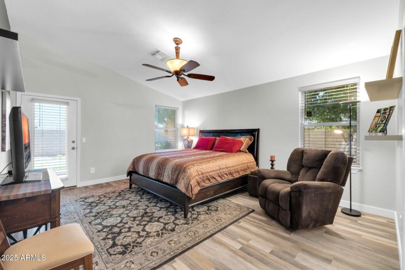 20615 N 55th Ave-24