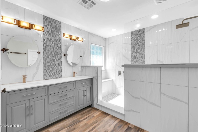 20615 N 55th Ave-21