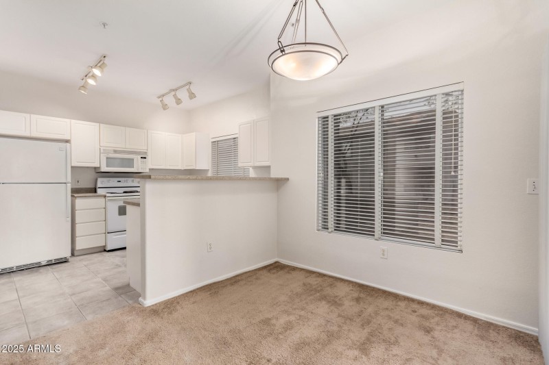 Open Dining and Kitchen Flow