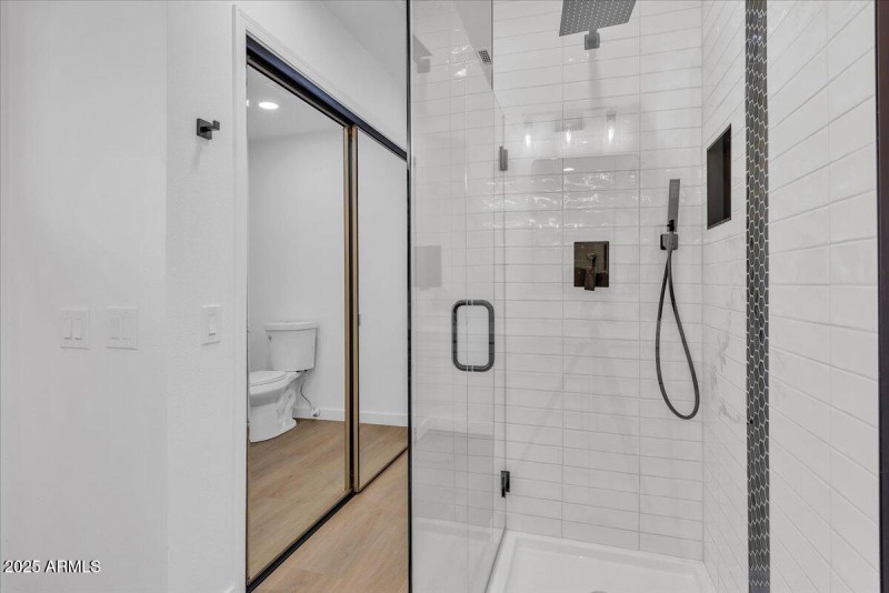 30-Primary Shower