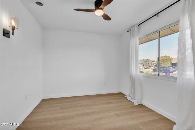 19-Bedroom