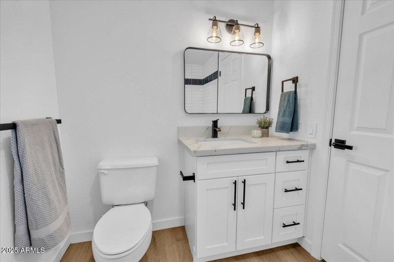 18-Bathroom
