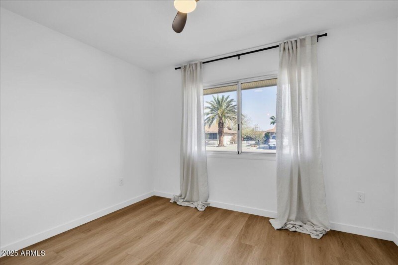 17-Bedroom